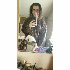 Meet your Posher, Isaac